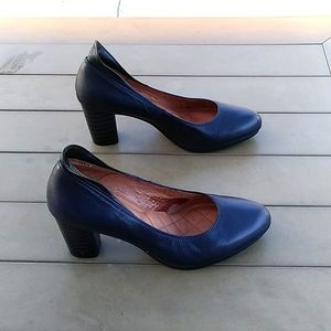 Hispanitas Pumps